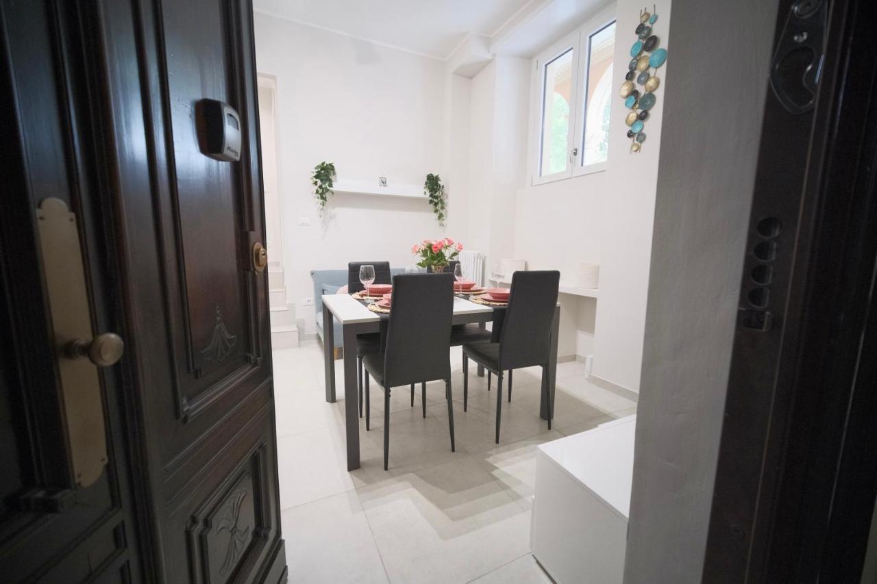 Appartamento Moderno ❴ 300 Mt. Da Porta Nuova ❵ Turín Exterior foto